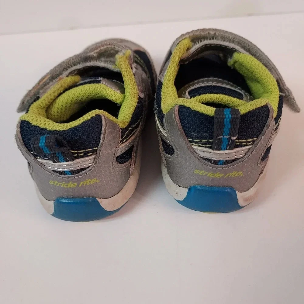 Stride Rite SRT Gray/Blue Falcon Sneakers in Size 4M